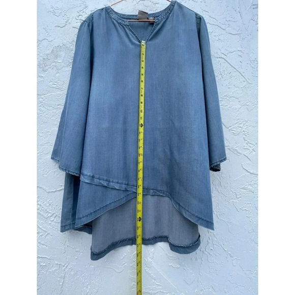 Chicos Womens Long Sleeve High Low Asymmetrical Denim Blue Top Sz 3 - Picture 5 of 11